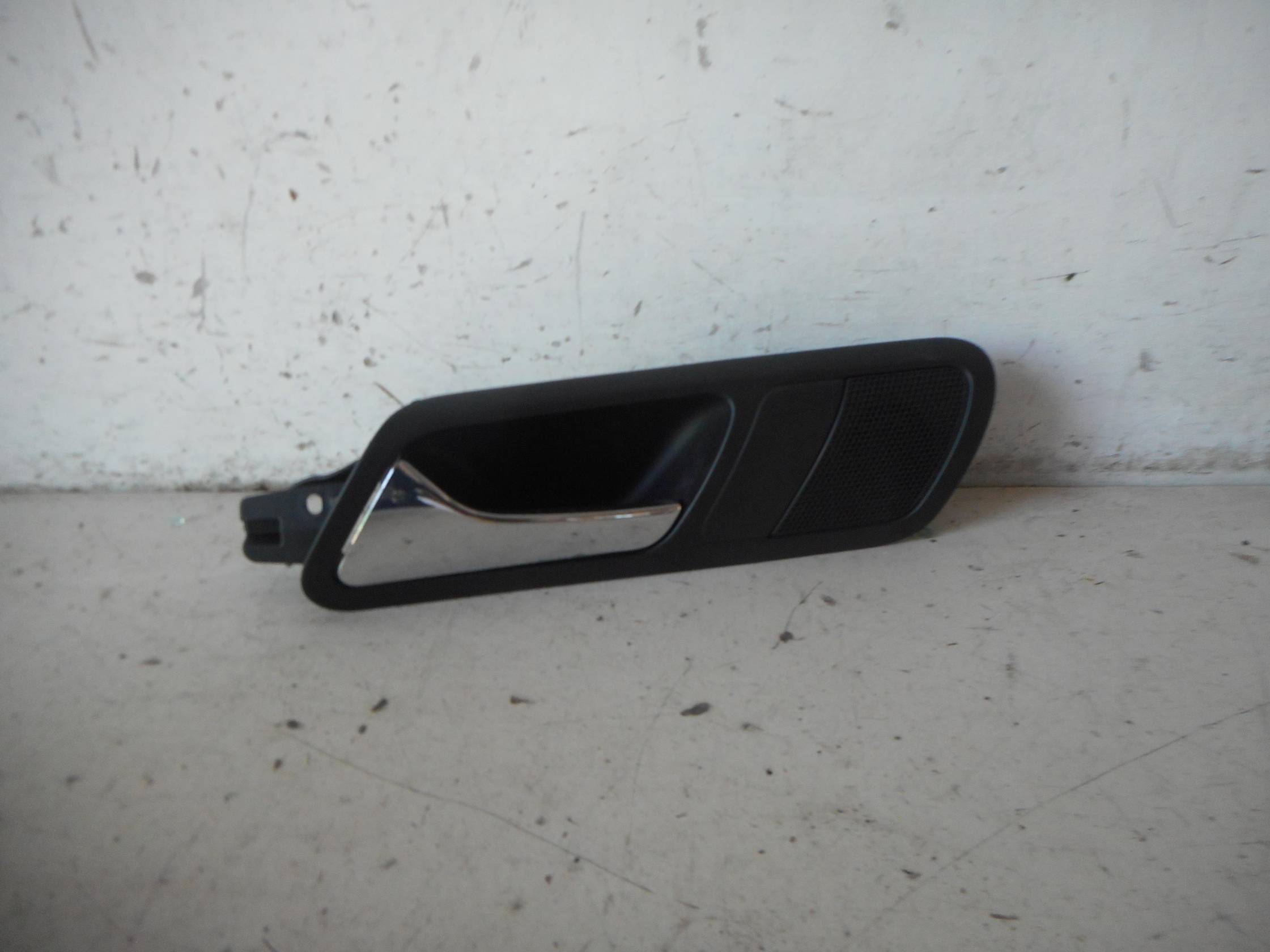 Maniglia int. apertura porta post. sx.